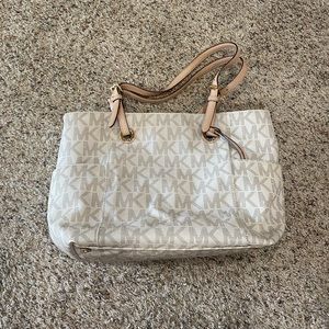 Michael Kors Jet Set tote
